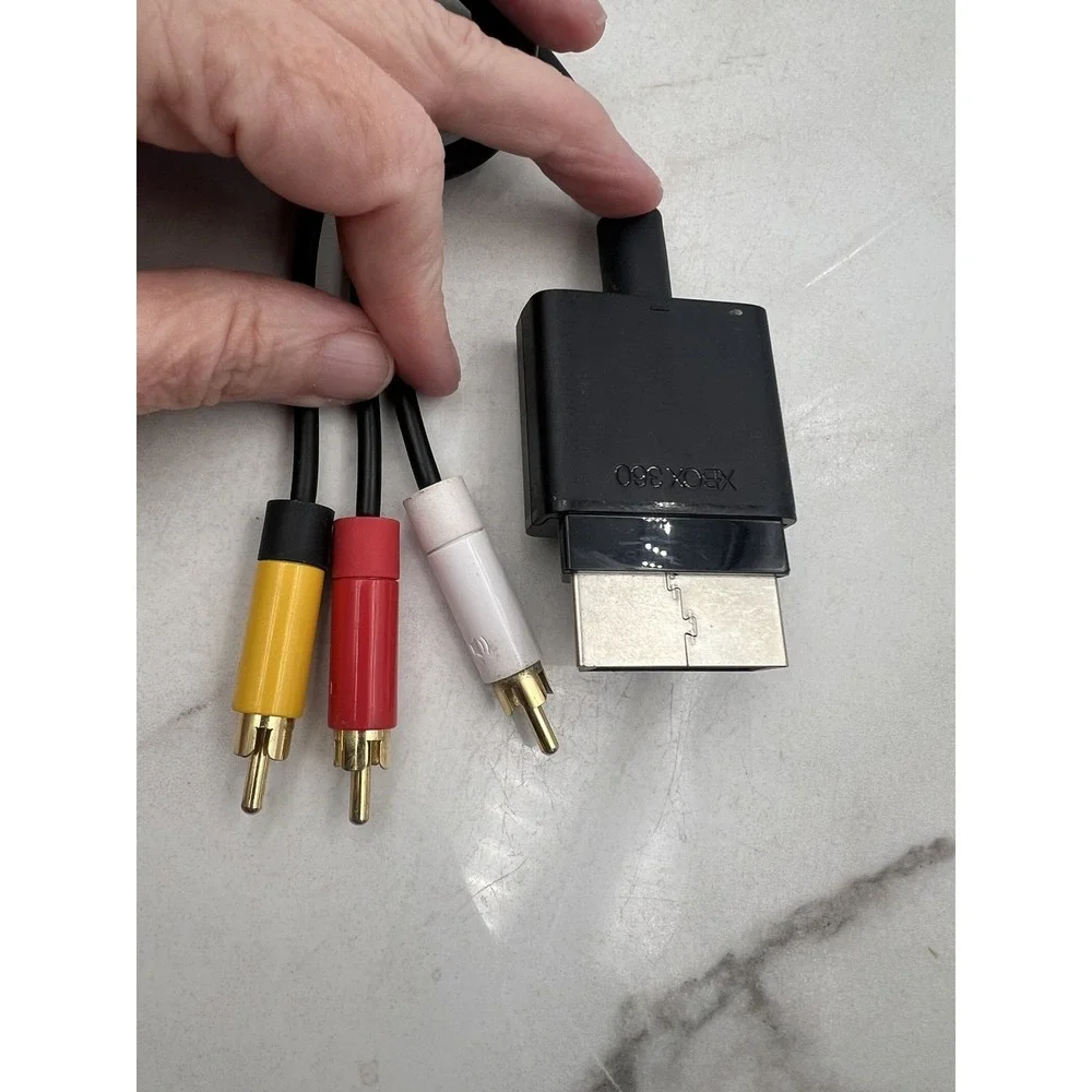 Microsoft Xbox 360 Composite AV Cable RCA Audio Video Adapter X821376-001 Black